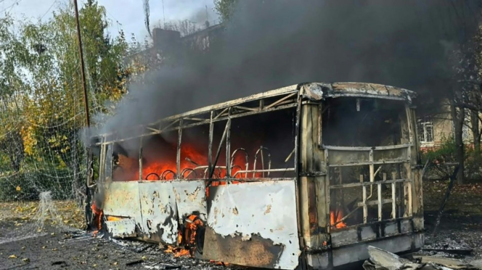 Bombardeio russo contra dois &ocirc;nibus deixa 30 mortos na Ucr&acirc;nia