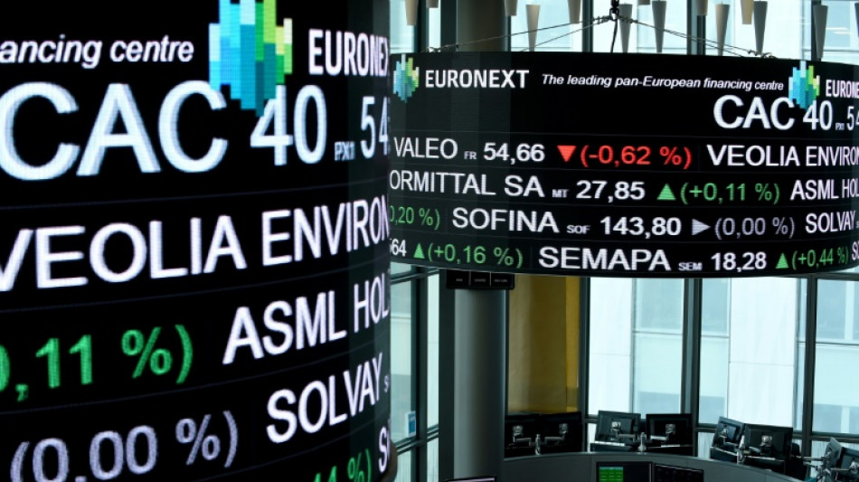 La Bourse de Paris au bonheur des valeurs s&ucirc;res face aux remous de l'IA