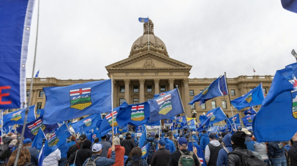Vote count begins in Alberta secession referedum, testing Canada unity