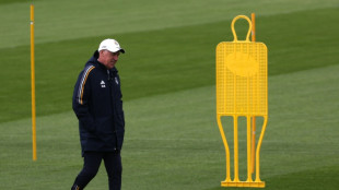 Ancelotti confirma retorno de Milit&atilde;o ap&oacute;s grave les&atilde;o no joelho