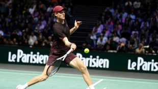 Masters 1000 de Paris: Zverev et Auger-Aliassime souffrent, Sinner fonce en huitièmes