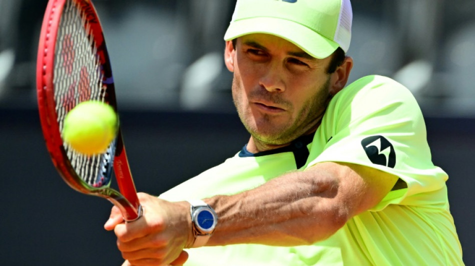 Paul surpreende Hurkacz e vai &agrave; semifinal do Masters 1000 de Roma
