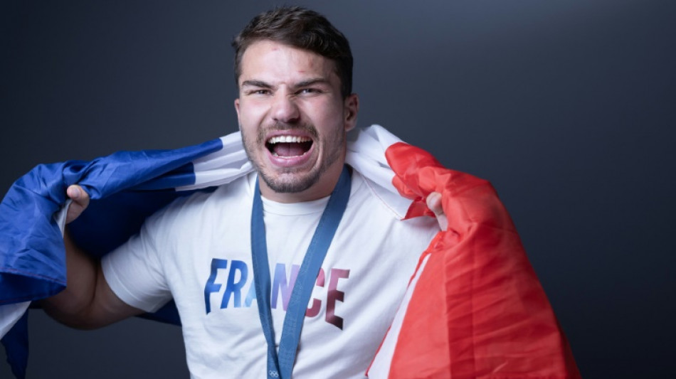 Rugby: Antoine Dupont de nouveau &eacute;lu meilleur joueur de la saison