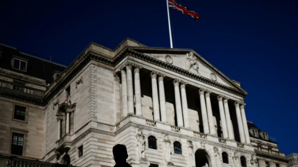 Schw&auml;chelnde Wirtschaft: Britische Zentralbank senkt Leitzins erneut