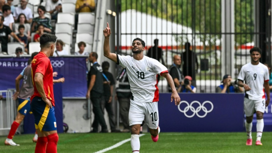 Egito vence Espanha e vai &agrave;s oitavas como l&iacute;der do grupo no futebol masculino dos Jogos