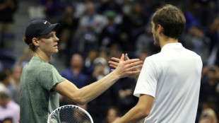 Sinner vence Medvedev e vai &agrave;s semifinais do US Open pela 1&ordf; vez