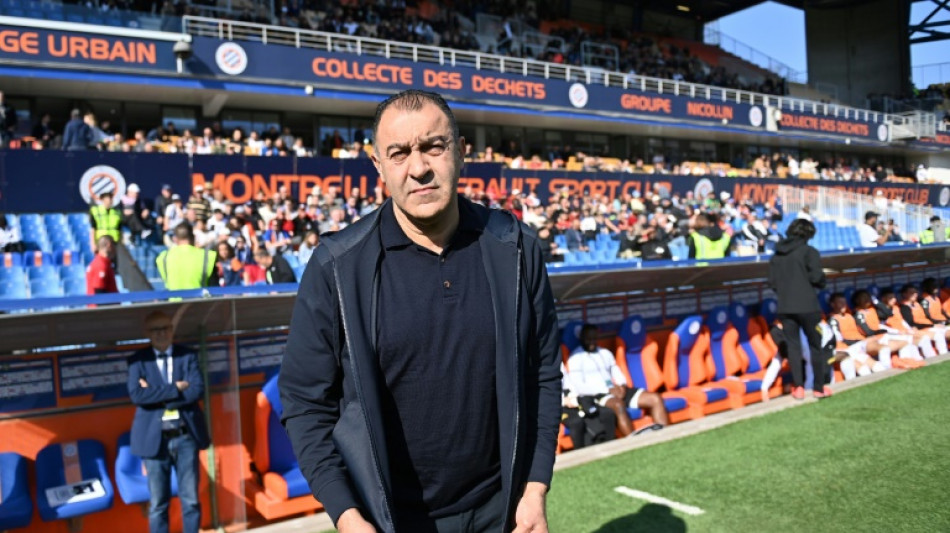 L1: Bouhazama sort sous les hu&eacute;es, Angers s'enfonce un peu plus