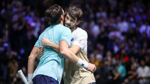 Tennis: Atp Parigi, Vacherot vince ancora la sfida tra cugini