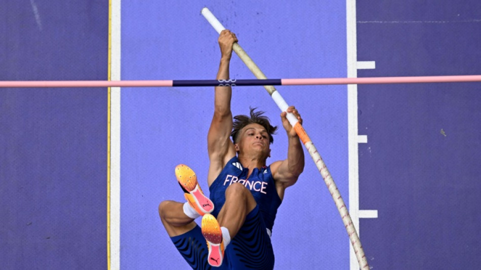 Athl&eacute;tisme: Collet &eacute;ject&eacute; d&egrave;s les qualifications au saut &agrave; la perche, aucun Fran&ccedil;ais en finale