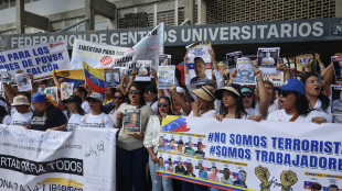Venezuela, studenti in piazza per l'amnistia e la libert&agrave; dei prigionieri politici