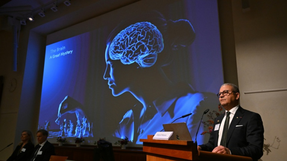 US-German trio win medicine Nobel for work on optogenetics