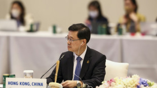 El l&iacute;der de Hong Kong da positivo de covid al volver de la APEC