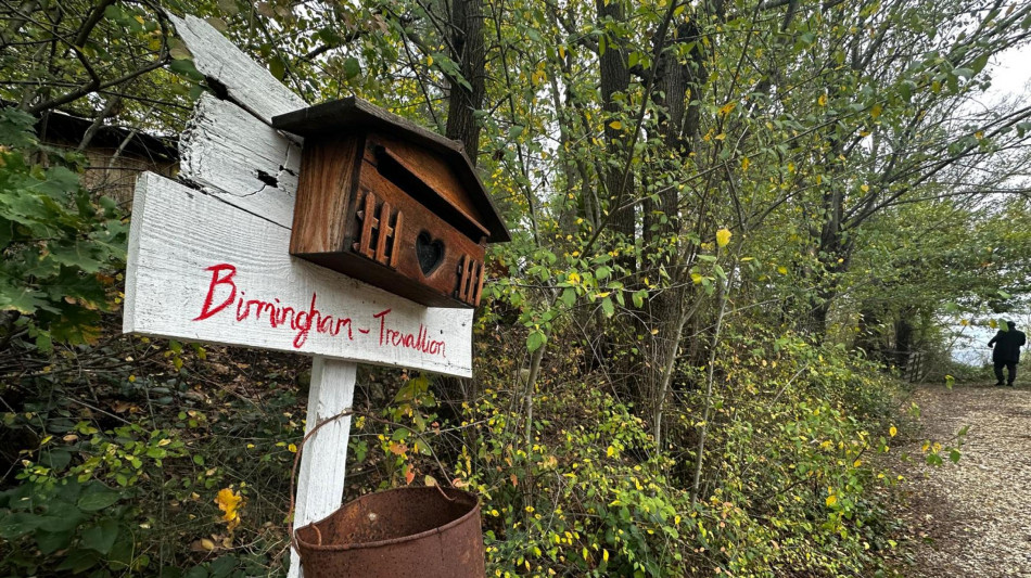 Giudici, genitori dei bimbi nel bosco abbattano il muro di diffidenza