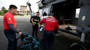 La Guardia Nacional de México lleva ayuda a comunidades aisladas por las lluvias