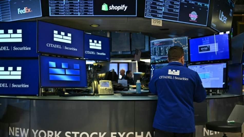 Wall Street termine en hausse, port&eacute;e par la tech