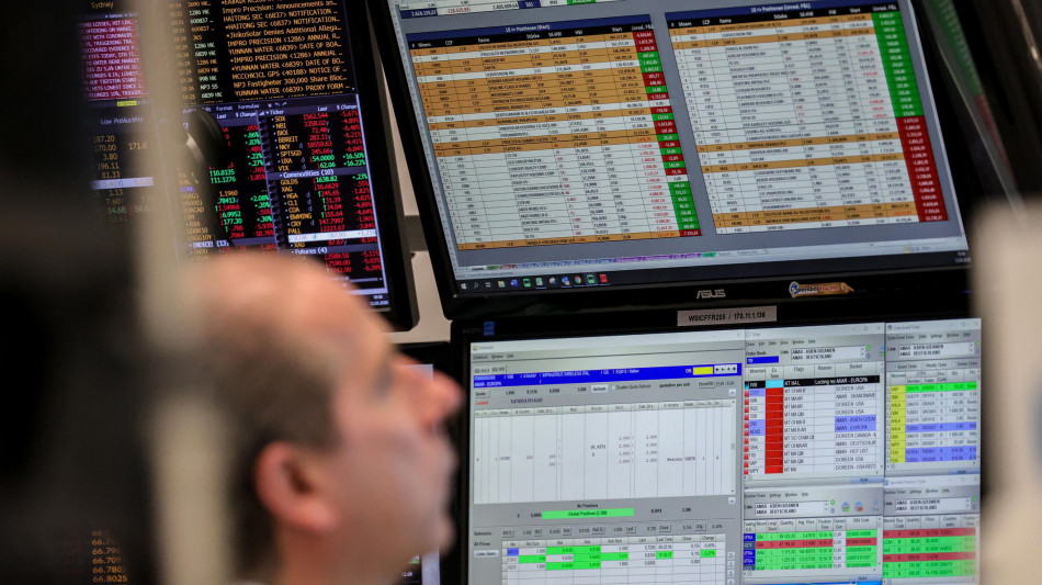 Borsa: l'Europa resta incerta in attesa Fed, Milano &egrave; piatta