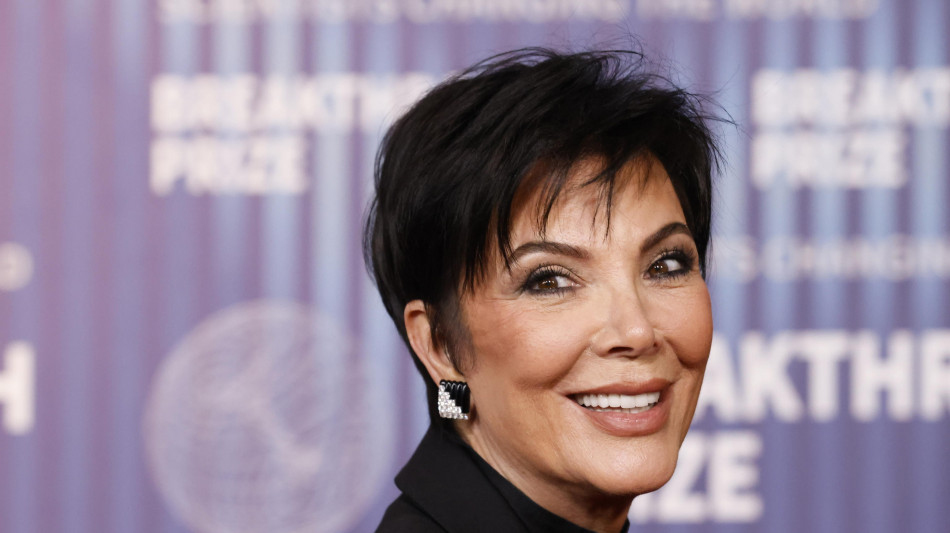 Festa chiassosa per 70 anni Kris Jenner, polizia a casa Bezos