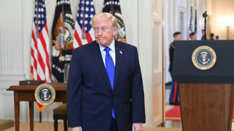 Les nouveaux droits de douane mondiaux voulus par Trump sont entr&eacute;s en vigueur